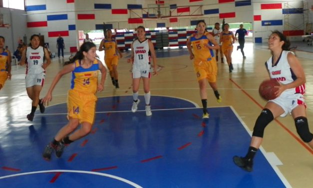 La UMAD luce imparable en la Conferencia Centro