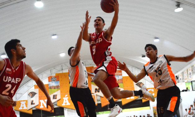Debut triunfal de las Águilas UPAEP en Xalapa
