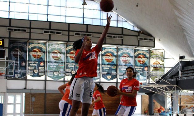 Gladys Ávila regresa a la actividad con las Borregas del Tec de Monterrey