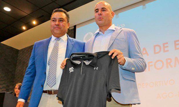 El entrenador Iván Déniz fue el invitado especial de los Borregos Hidalgo