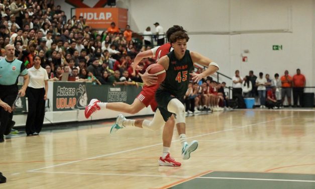 Los Aztecas de la UDLAP se llevan el Clásico